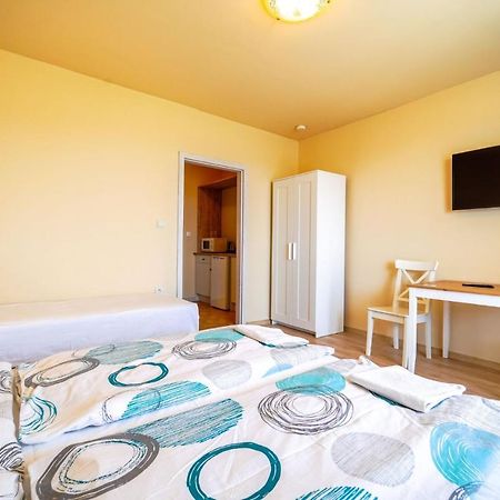 Apartmany Karmon Park Veľký Meder المظهر الخارجي الصورة