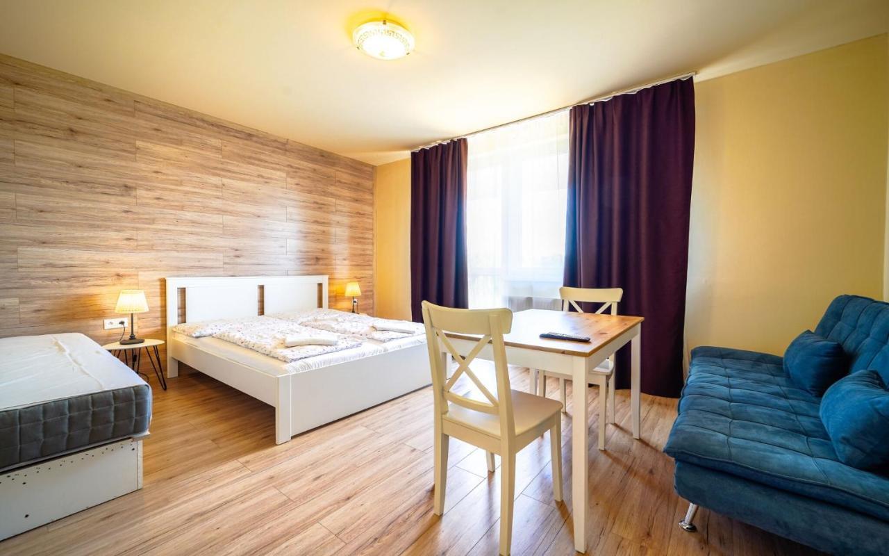 Apartmany Karmon Park Veľký Meder المظهر الخارجي الصورة